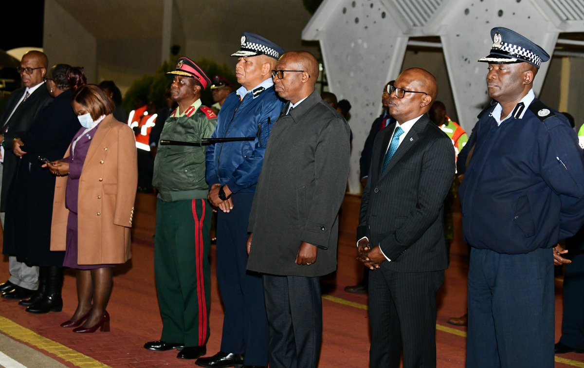 President Boko Returns from Angola

President Duma Boko is back in Botswana after attending the US-Africa Business Summit in Luanda, Angola. The summit, themed “Pathways to Prosperity,” brought together African leaders, U.S. officials, &amp; industry giants.
#BWPresidency🇧🇼