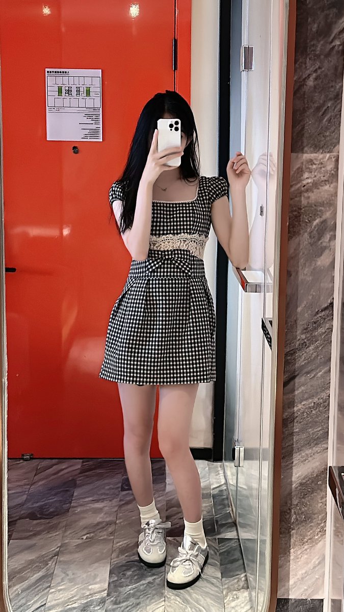 你可以干我，也可以涉我，但是请不要干涉我！
（偷个小文案）