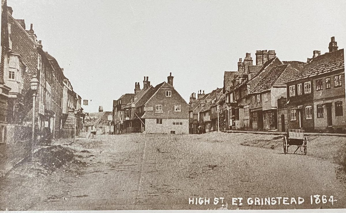 JohnPye7's tweet image. The weather looks great for this Friday evening at 6pm.Come and step back into the past when I lead another fun packed, legendary guided walk down East Grinstead High Street. Pick up your tickets here eastgrinsteadbookshop.co.uk/event-details/…