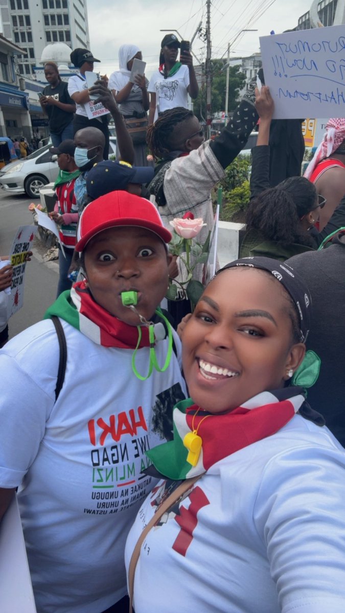 Aisha Khamis Ali tweet media
