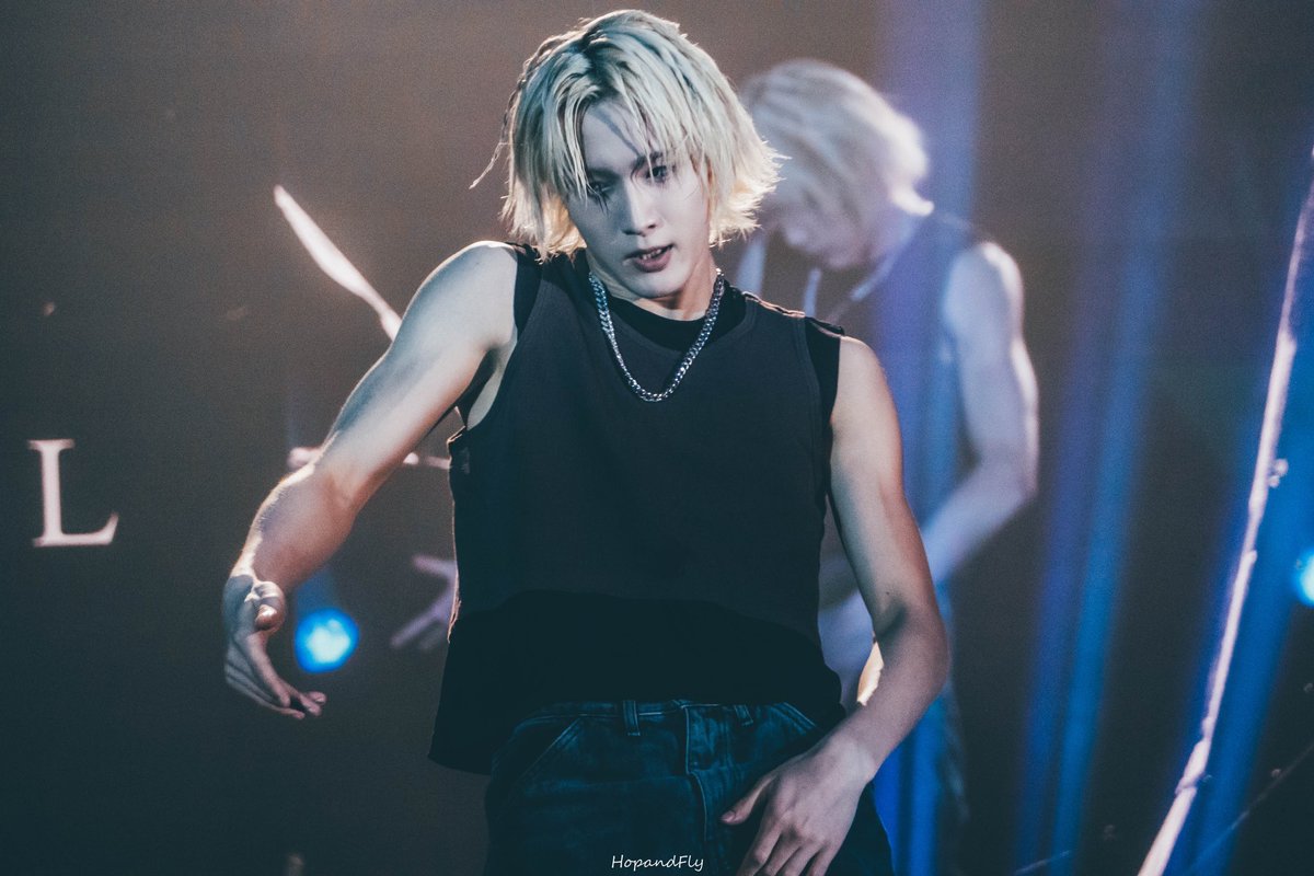 this photo is NASTYYYYY