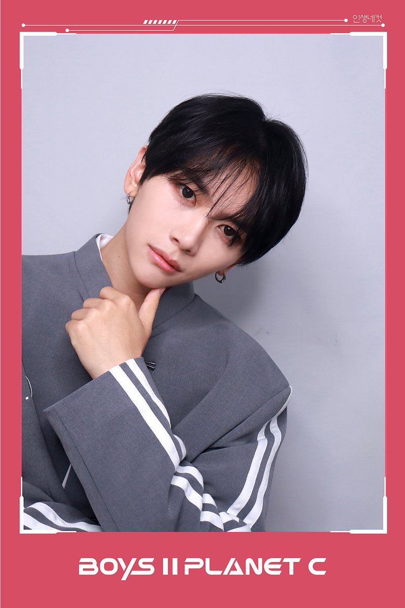 boys2planet_c's tweet photo. 자오광쉬 ZHAO GUANG XU

최고가 되고 싶은 소년들이 직접 찍고📸
파헤쳐본 '나만의 재능'🔍

[BOYS II PLANET C]
7/18(금) 밤 9시 20분 첫 방송
Premieres July 18 (Fri) 9:20PM (KST)

#BOYS2PLANET #보이즈2플래닛 #자오광쉬 #ZHAOGUANGXU #보2플 #보투플 #BOYSPLANET #보이즈플래닛 #Mnet #엠넷 https://t.co/PzFbUcpRAm