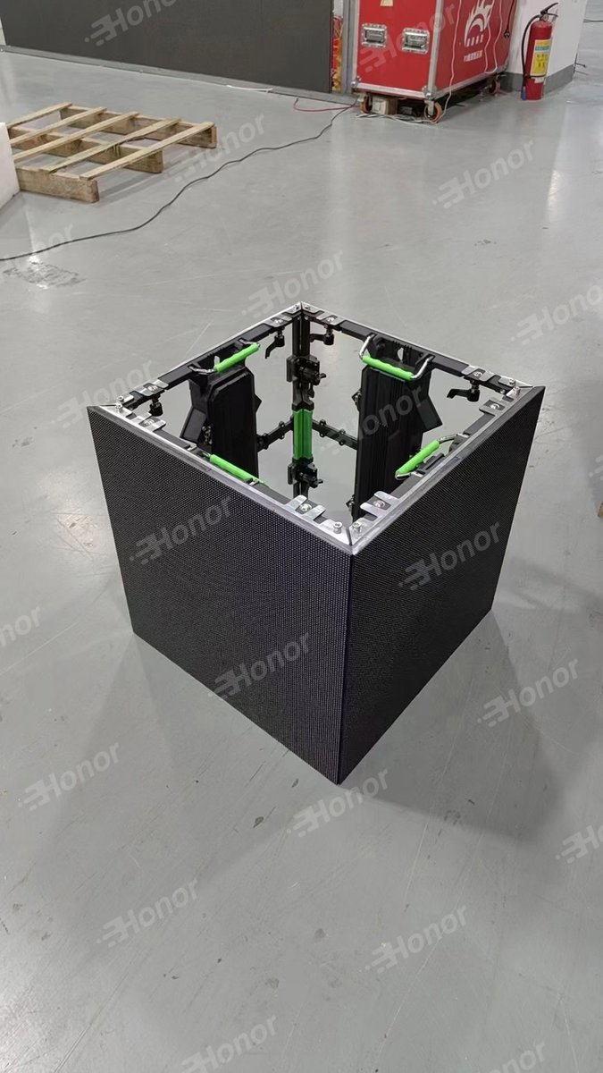 Joycehonorled's tweet image. 90 Degree Led Screen 
--XW Series Cut Corner--
➡Indoor &amp;amp; Outdoor
➡500*500 / 500*1000mm
Contact Joyce WA 0086-13978333989
#leddisplay#videowall #videowallcontroller #videowallled #videowalldisplay #VideoWallSolution #videowallscreen #purchase #interactive #DigitalScreen