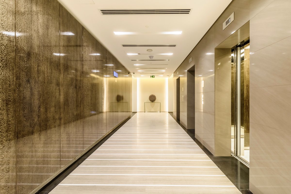 Revisiting The Edge, one of our earlier commercial developments in Internet City. Years on, our design-first approach and attention to detail still stand out.

#TheEdge #SweidAndSweid #DubaiInternetCity #CommercialRealEstate #DesignLedDevelopment #ModernWorkspaces