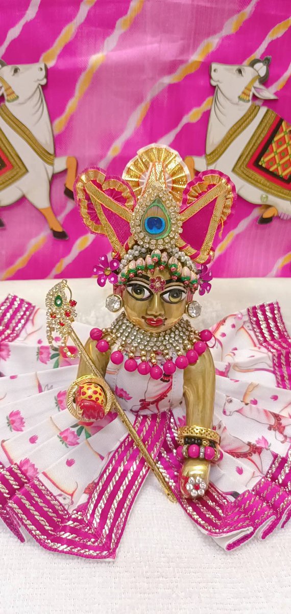 एक तू और एक तेरा दरबार...!
बाकि सब मोह माया है मेरे सरकार...!!
*Jss*
जय श्री राधे राधे.... 🙏
नमो नारायण जी 👏👏 
जय मां भवानी 👏👏 
राम राम सा 👏👏