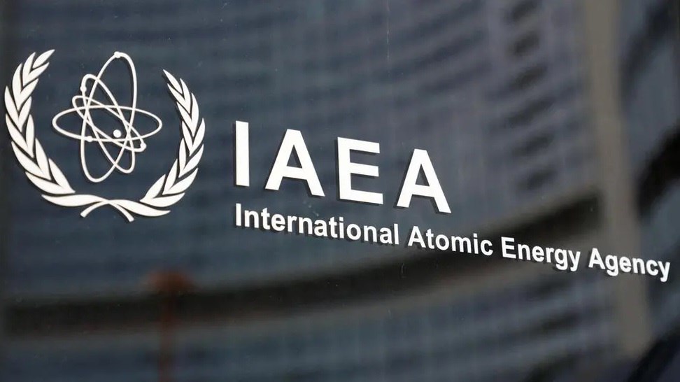 RohsHumanright7's tweet photo. #BREAKING 
Iran ambassador to Vienna: Tehran to decide on future cooperation with IAEA https://t.co/zk6IRtWnqw