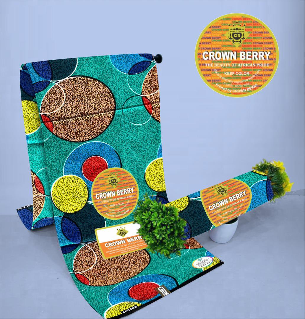 Beautiful Prints Only 😍😍

Multicolored Ankara  With Class ✨

Suitable for all rich aunty styles❤️

Price:16,000/6 Yards
Location Lagos
Nationwide delivery

If this comes to your TL,Edakun retweet🙏🏼.