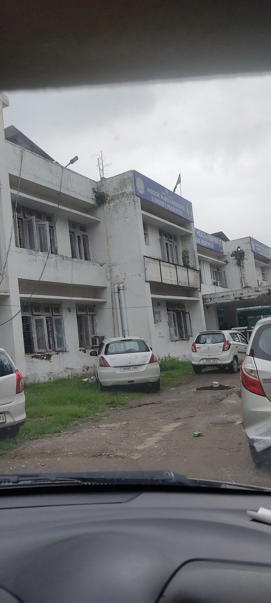 PartapManjeet's tweet photo. The hospital building is in a dilapidated condition posing serious safety risks to both patients &amp; staff. Basic health facilities are either lacking or nonfunctional making it extremely difficult for the local population to access even primary healthcare services. https://t.co/9HuUKvW0Cu