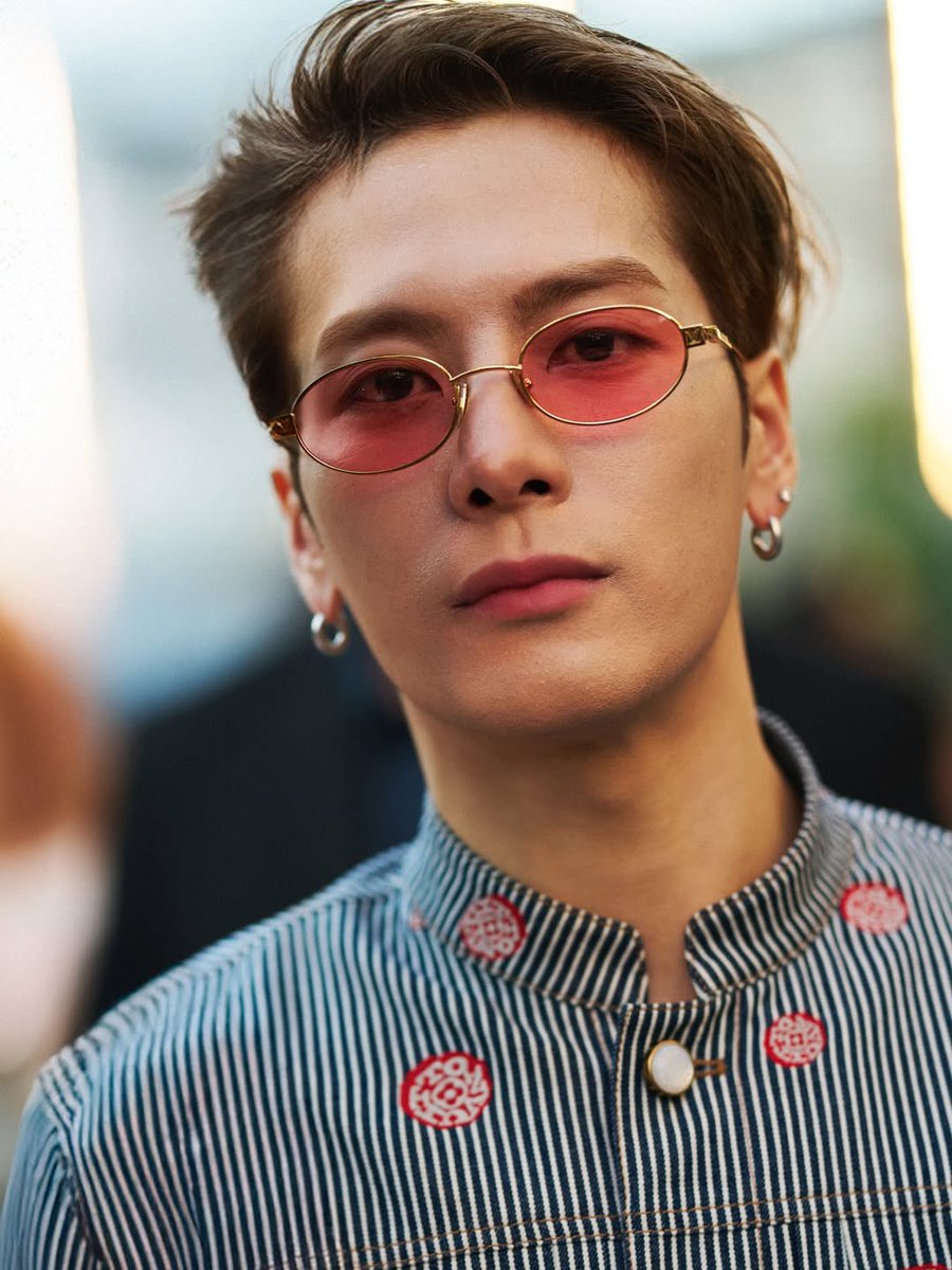 OT7Ahga's tweet photo. [📷] 250625 | pauljsunga Post

📸🩵 Photographer shares pictures of house ambassador Jackson Wang at the Louis Vuitton Menswear Spring/Summer 2026 show in Paris

#JacksonWangxLVMenSS26 @JacksonWang852 #JacksonWang @teamwangofcl #LouisVuitton #LVMenSS26 @LouisVuitton 🍓 https://t.co/6OfTW0wP9t