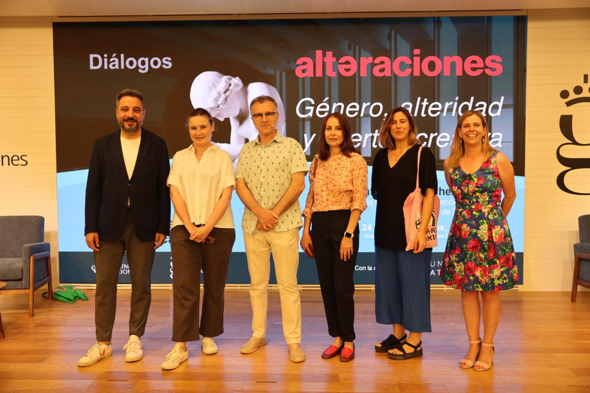PatrimNacional's tweet photo. ¡#Alteraciones en #LaGalería! 🙌 

Nos despedimos de nuestras conferencias con un #Diálogo cargado de arte contemporáneo. Han participado Mateo Maté, Cristina Mejías, Diana Larrea y Cristina Lucas. 

Agradecimientos @fund_tatiana 
👀https://t.co/1fZ1LVGHtd https://t.co/BOgfy8GMIs