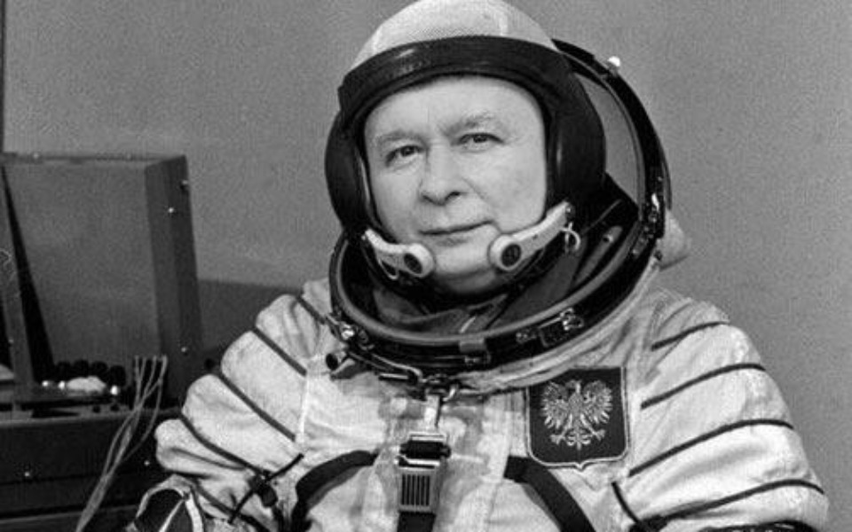 Morgenstern616's tweet photo. Skoro są takie techniczne możliwości może warto zapłacić kolejne 65 mln https://t.co/ekdQGh2qpZ