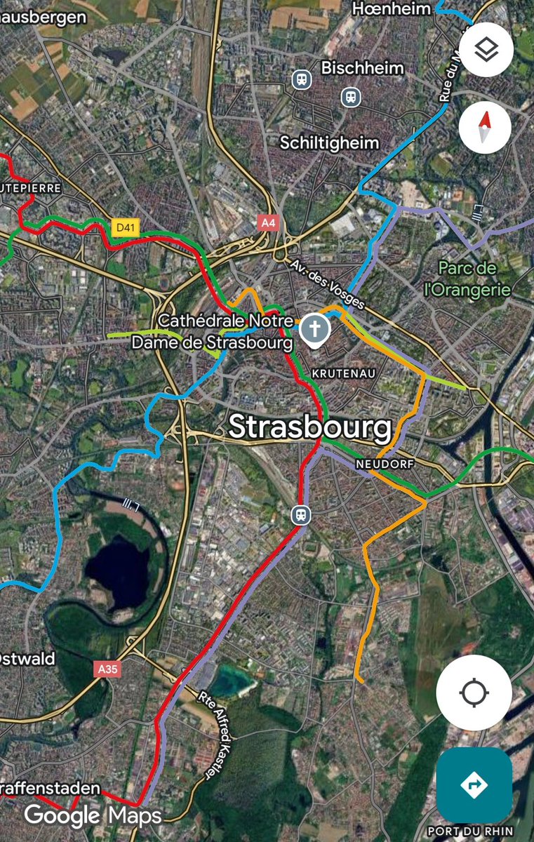 Gokham_'s tweet photo. Google Maps qui affiche enfin les lignes de tram à Strasbourg, c'était inattendu mais ça fait plaisir https://t.co/o3lX5gmtrr