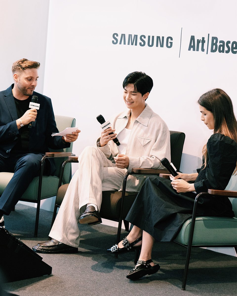 🎨 Heida pilk Art Baseli telgitagustesse, kus Samsungi kunstitelerite valik tutvustab külastajatele kunsti uut ajastut ja uudseid viise selle kogemiseks! 📺✨🖼️