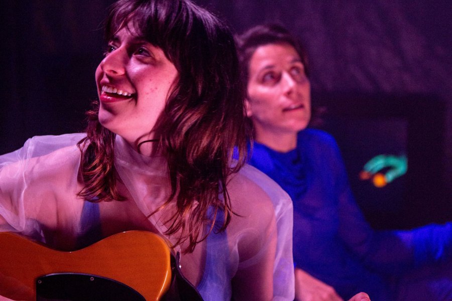 "El placer de la mujer da miedo porque significa empoderamiento". Hablamos con Isis Martín sobre 'La punta del iceberg', nueva creación de La Virguería que reflexiona sobre el lugar que damos al erotismo en nuestras vidas.

📍 <a href="/salamirador/">Sala Mirador</a> del 27 al 29/06

revistagodot.com/la-revolucion-…