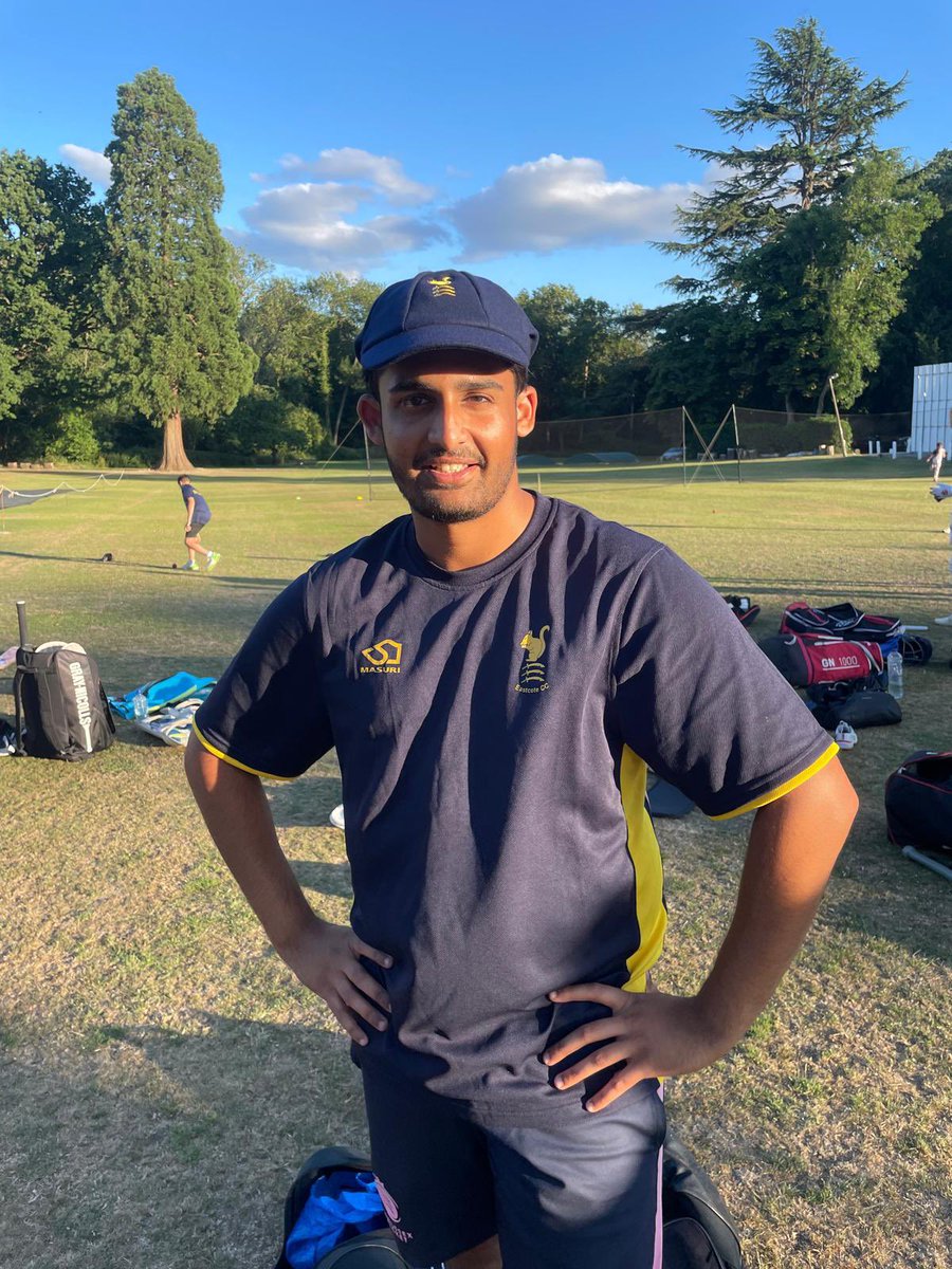 EastcoteCC's tweet photo. Cap Presentation 🧢🐿️
The first 5fer cap of the season goes to 3’s skipper Shalin after his superb spell of 5-51 off 20 overs 🥵
Congrats Shal, wear it with pride 🤩
#eastcotecc #squirrels #upthesquirrels #ecc #100cap #5fercap #cappresentation #5fer #wellbowled https://t.co/H97wzeYXUJ
