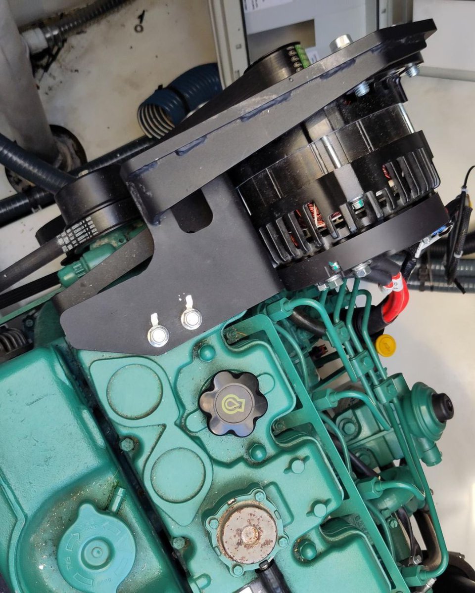 One long-distance cruising couple turned to Integrel for a generator-free solution to meet their power needs without sacrificing comfort. With Integrel E-Power, they now run fridges, laptops, watermakers &amp; more without noise or interruption.

buff.ly/8nZBCXI