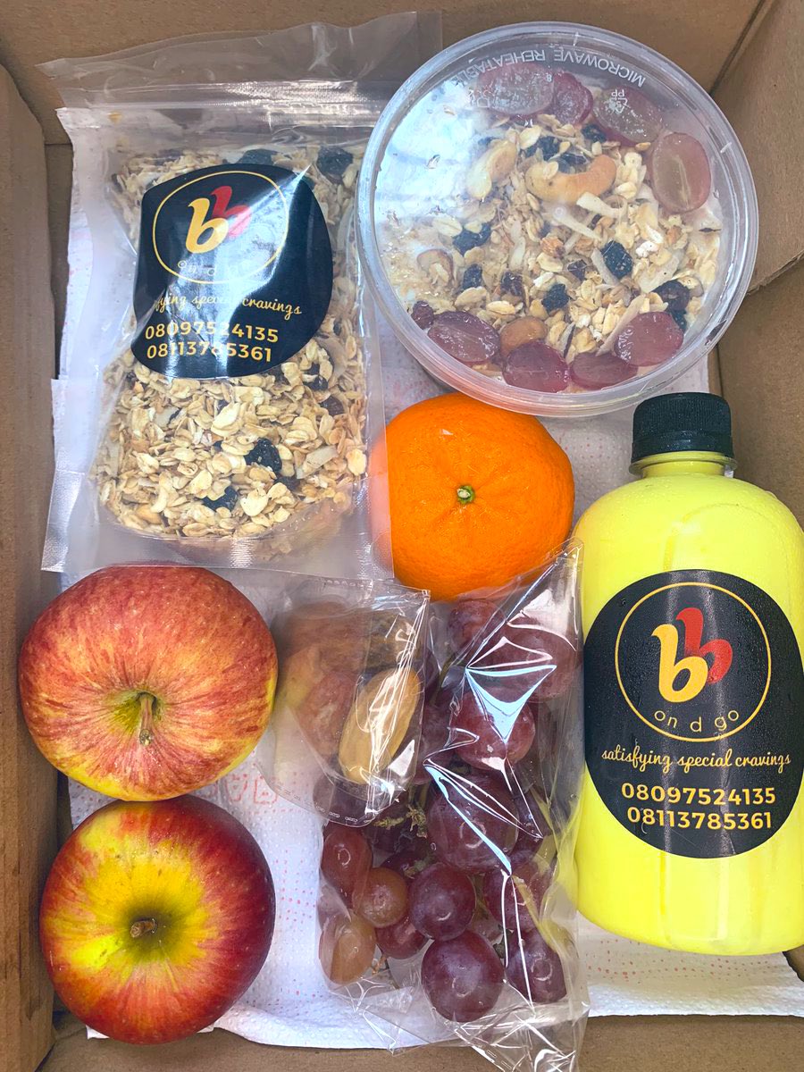 ajigzy's tweet photo. Good morningggggg, it’s going to be a great day 😊

I also curate treat boxes based on your preference and budget. 

If you’re looking to gift someone freshly made healthy treats with a little bit of extra things here and there, come to me 🫶🏾 https://t.co/iIrAq0AC0w