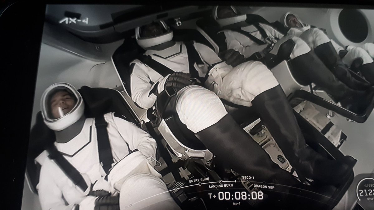 debapriya09's tweet photo. 12.02 pm #India 🇮🇳makes history.....#AstronautShubhanshuShukla flies to #Space 🚀
As I write this update they are currently orbiting the earth!!! #axiom4 https://t.co/XaX9iENTrA