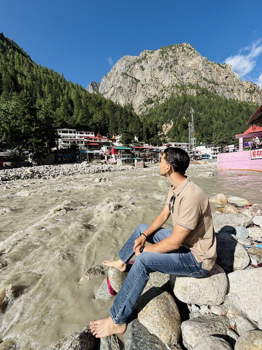 हर-हर गंगे।🕉️✨