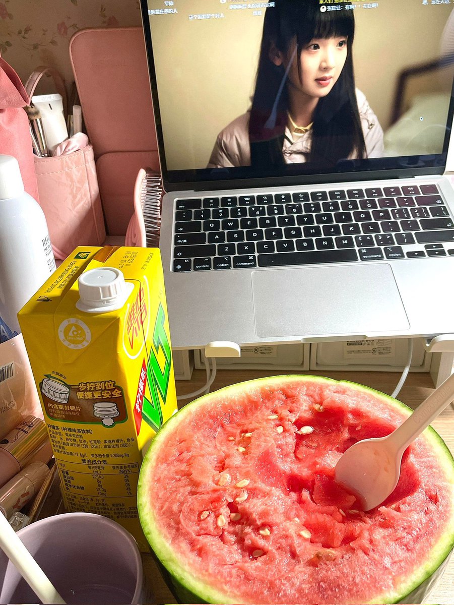 ke2672's tweet photo. 暑天  🍉  绝绝子☺️ https://t.co/ZnFcRJ2Jmj