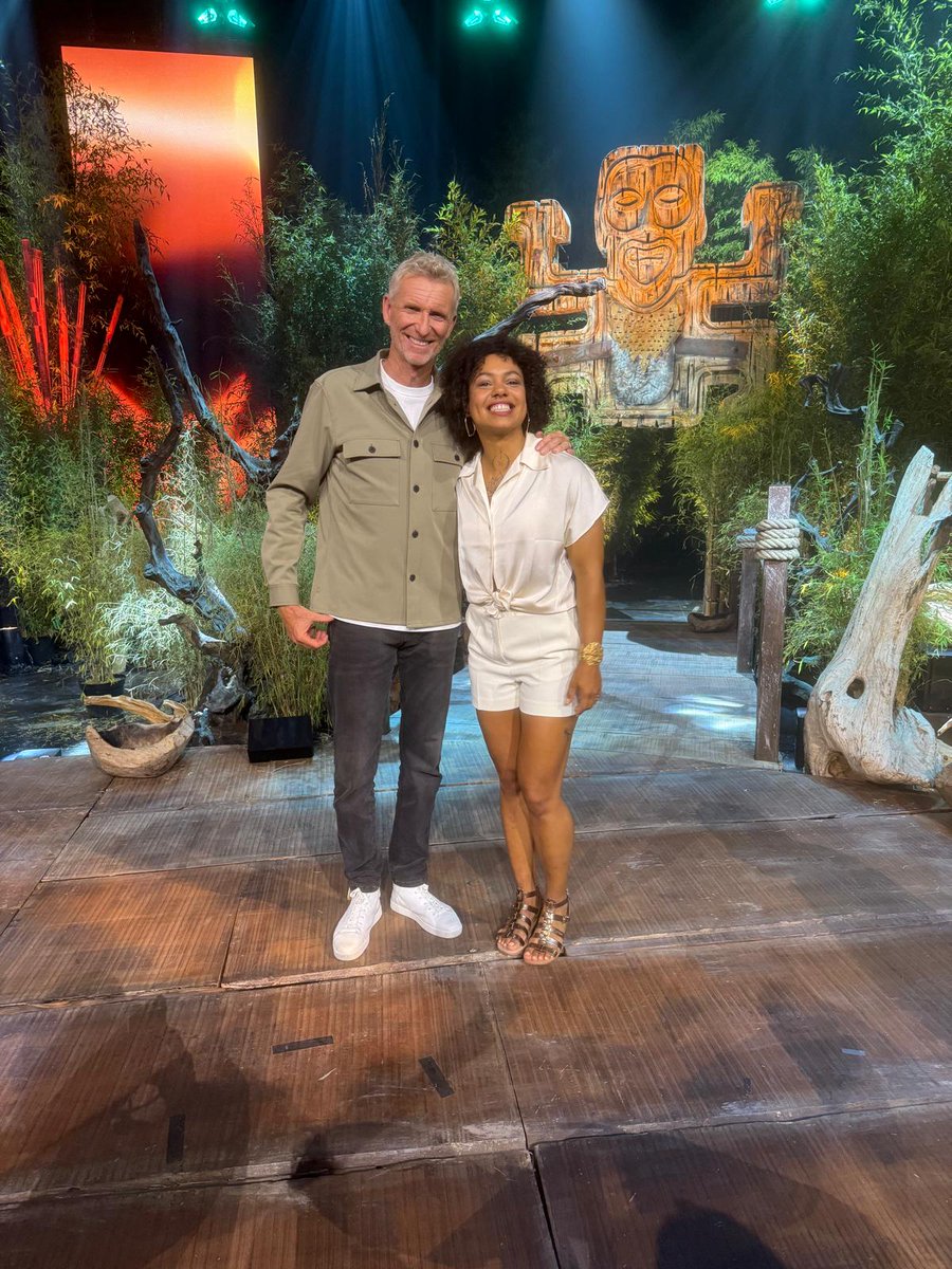 Félicitations à #Gaëlle, la gagnante de ce "#KohLanta, les 4 Terres" !

<a href="/Alpfr/">ALPfr</a> <a href="/DenisBrogniart/">Denis Brogniart</a>