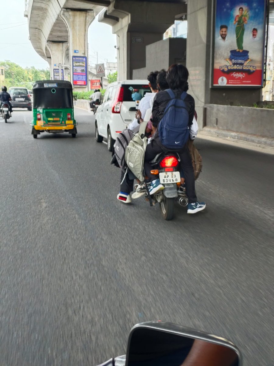 Jayakishanamara's tweet photo. @HYDTP @CYBTRAFFIC  hi , I want to report a traffic violation (5 students going in a 2 wheeler) 
Place : tarnaka metro station 
Time : 12.12pm
Date : 25-jun-2025 . Already reported on 9490617346 number also. Kindly verify and take strict action. Very dangerous violation. https://t.co/jpze2TOZcZ