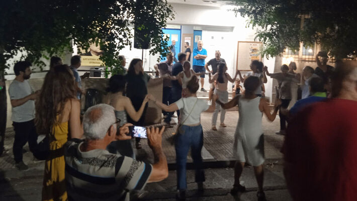 KMpourxas's tweet image. ΕΥΒΟΙΑ-ΜΕΓΑΛΗ ΝΙΚΗ Το Εργατικό Κέντρο στα χέρια των εργατών για πρώτη φορά στην Ιστορία! Μεγάλη νίκη με απόλυτη πλειοψηφία απέναντι στη σαπίλα της ΓΣΕΕ ! «Αγωνιστική Συνεργασία» (ΠΑΜΕ) 59% και 9 εδρες στο 15μελες νεο ΔΣ κόντρα στο ενιαίο ψηφοδέλτιο ΠΑΣΚΕ-ΔΑΚΕ-ΣΥΡΙΖΑ !