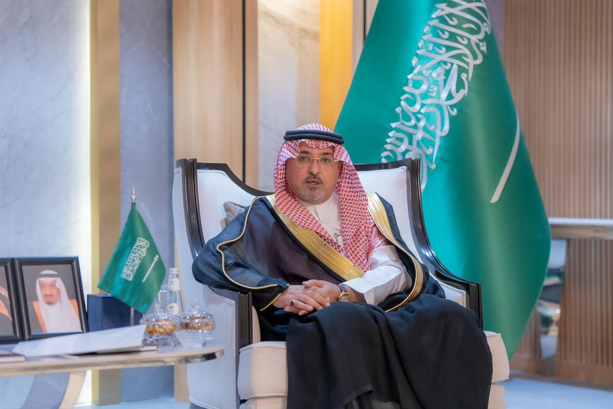 ضمن مساعي تعزيز التعاون الاقتصادي بين المملكة العربية السعودية وجمهورية أذربيجان، التقى الأستاذ مهدي بن هادي آل هضبان، رئيس مجلس الأعمال السعودي الأذربيجاني باتحاد الغرف السعودية وعضو مجلس إدارة غرفة أبها، بسعادة سفير جمهورية أذربيجان لدى المملكة السيد شاهين عبداللاييف.

وقد