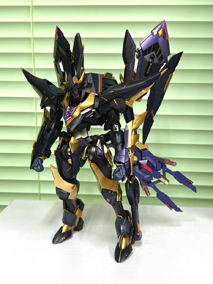 PassionXFun's tweet photo. Rilasciato il Metal Build Dragon Scale del Black Lancelot Albion (Fonte: 剑立一真)
@t_features #Bandai #MetalBuild #DragonScale #CodeGeass #BlackLancelotAlbion #robot #mecha #anime #コードギアス #合金 #コードギアス反逆のルルーシュR2 #ランスロットアルビオンゼロ https://t.co/hCjMMclLZE