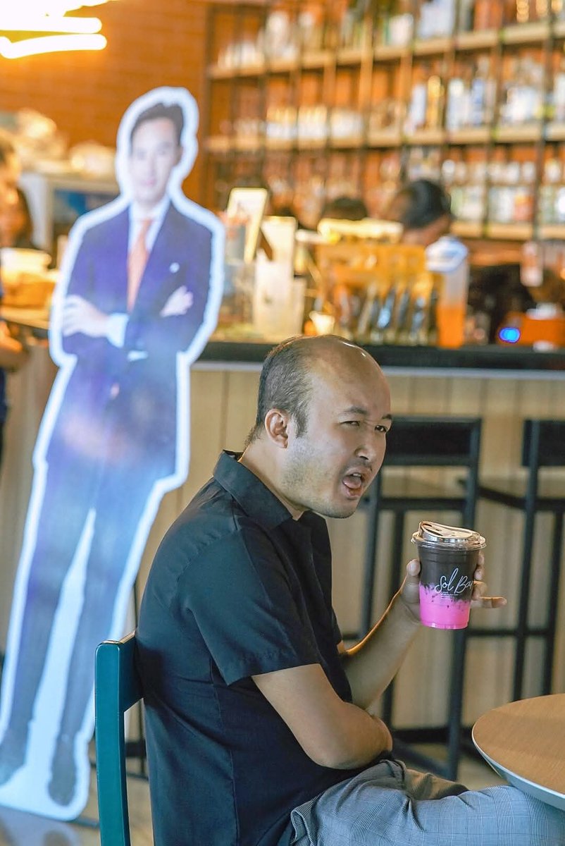 Comdet's tweet photo. อัพเดทรอบปี ... สวัสดี twitter... เอ้ย x สิ https://t.co/Cn1MY1m2TG