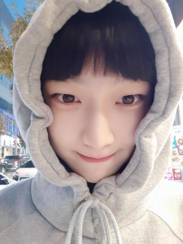 wy9um's tweet photo. @marsyan_xx CELESTIAL SUNOO DAY
#SunooHeartOfJune
#하늘에서_떤사님_내려오신날
#엔하이픈_선우 #SUNOO

🤍🤍 https://t.co/5fuz6ulCkr