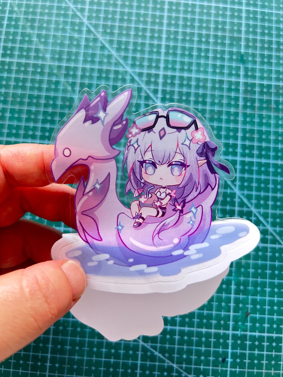 I'll be participating in a HSR stamp rally hosted by HSR Tarot during #AX2025 ! Here's the sticker I made for the reward pack!