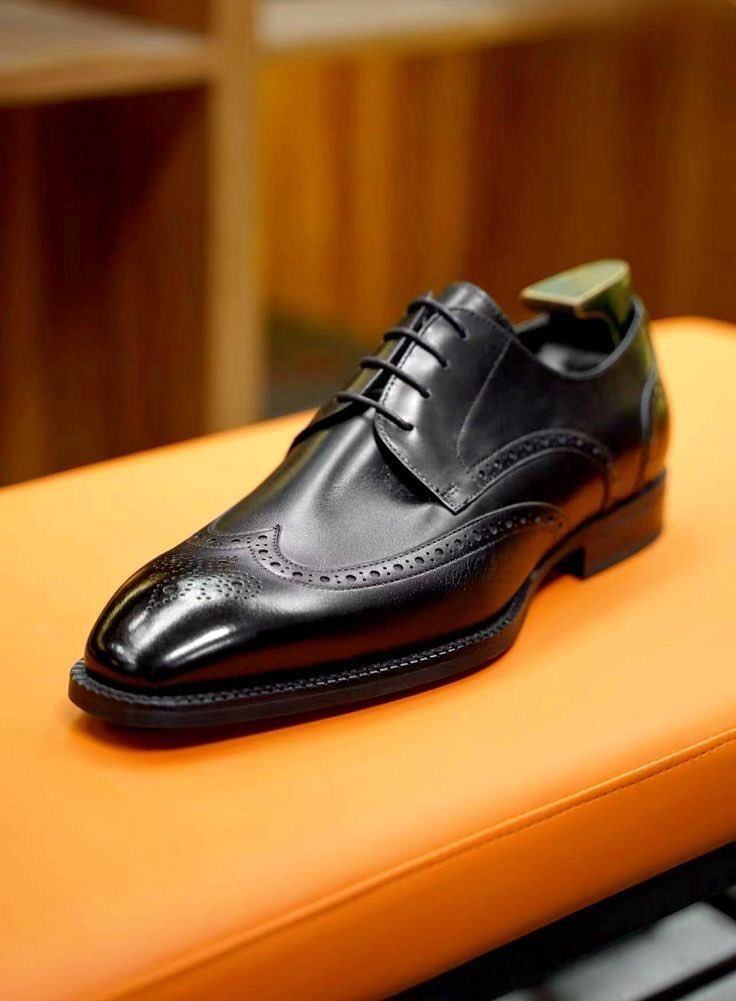 TimoSuits's tweet photo. At Timo Suits, we craft custom-made suits for every occasion!  
Elevate your style with our high-quality gentle shirts in all colors. 
Sleek neck ties. 
Premium shoes. 
Top-notch suit accessories.  
Located at Cham towers Kampala road  
WhatsApp no 07713398994 https://t.co/dta01IXrkL