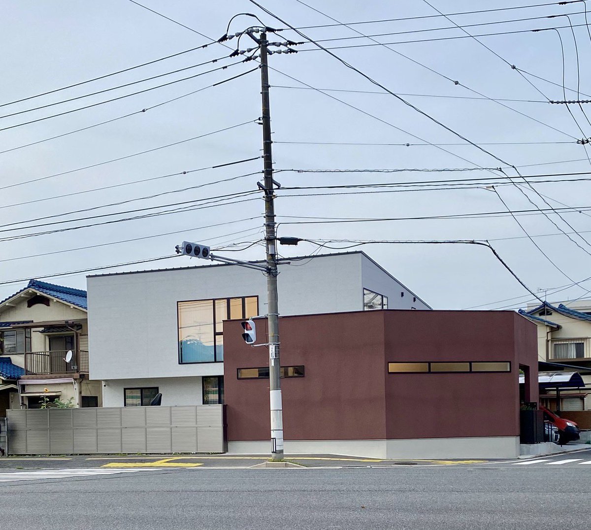 これが金のない人の家に見えますか？注文住宅ですよ。
私は被害者？んなわけあるかぁ。
たくさんの人達を泣かせて、シレッと贅沢。詐欺は許しません。
#拡散希望
#フィリピン案件
#四倉勝治
#大宮直美
#有限会社WATARI
#広島市中区吉島
#詐欺師殲滅