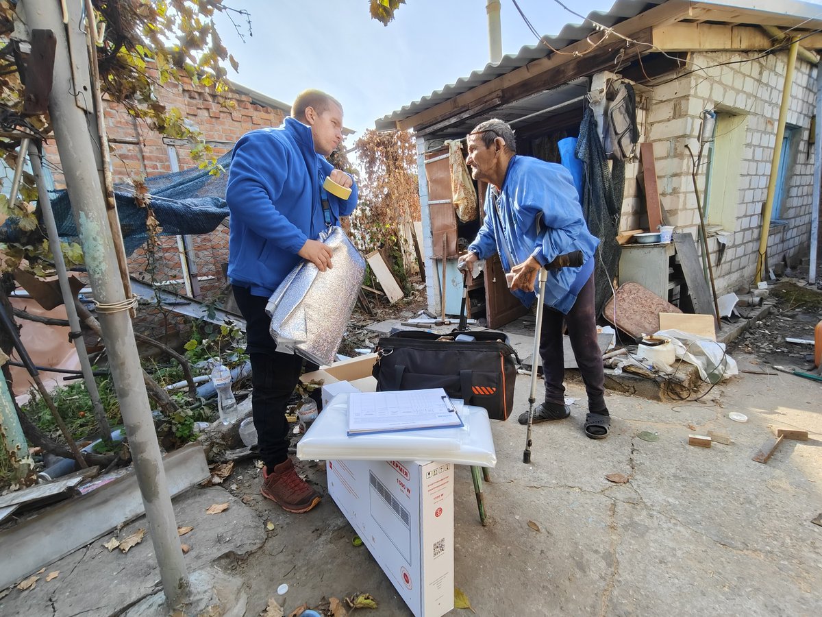 🇭🇷On Croatia’s National Day, we thank the people + government of Croatia for standing with🇺🇦&amp; providing much needed help.

With your support, UNHCR has provided thermal kits, shelter materials + portable power stations to families facing harsh conditions during war &amp; winter-time.