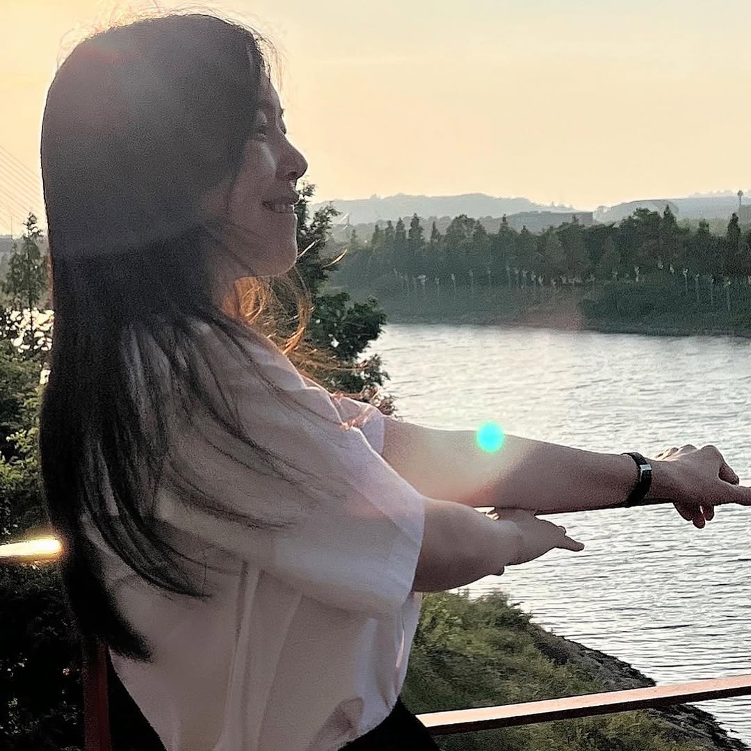 Hana_C__'s tweet photo. 하나맛 여름🌞 https://t.co/MuyngJIxL7