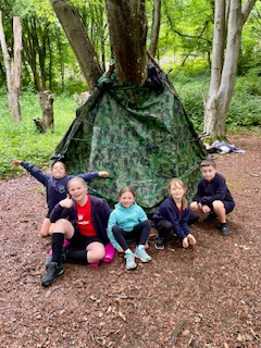 Ash class enjoyed den building at Porthkerry Park yesterday 2/5