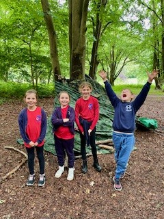 Ash class enjoyed den building at Porthkerry Park yesterday 5/5