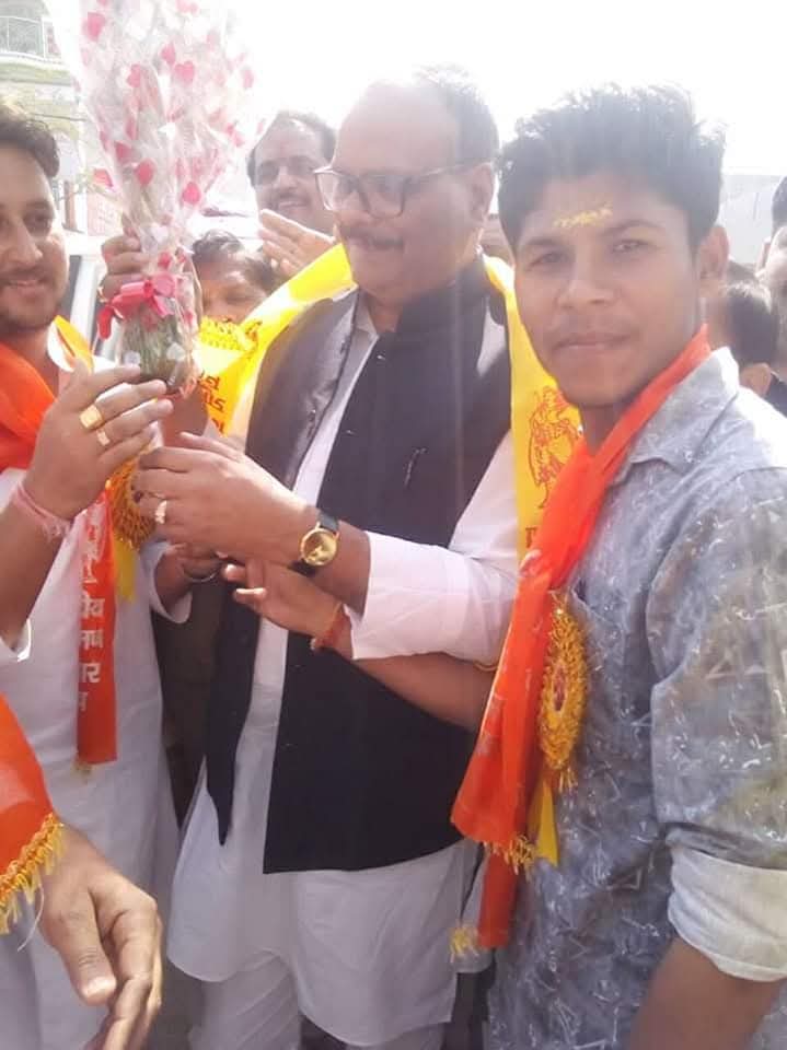pandit6_dk's tweet photo. उत्तर प्रदेश के लोक प्रिय उप मुख्यमंत्री मा. श्री ब्रजेश पाठक जी को जन्मदिन की बहुत बधाई

ईश्वर से प्रार्थना है कि आप दीर्घायु हों और सदैव स्वस्थ एवं प्रसन्न रहें
@brajeshpathakup https://t.co/V5I8JeZkIq