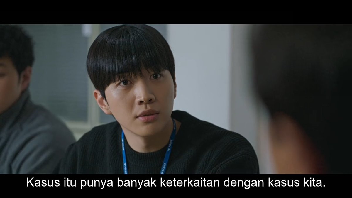 kijeongholic's tweet photo. timbang sama vilainnya, gue lebih sebel sama polisinya sih 🥲

#HunterWithAScalpelEp7
#HunterWithAScalpel https://t.co/Q1mKtGPVw7
