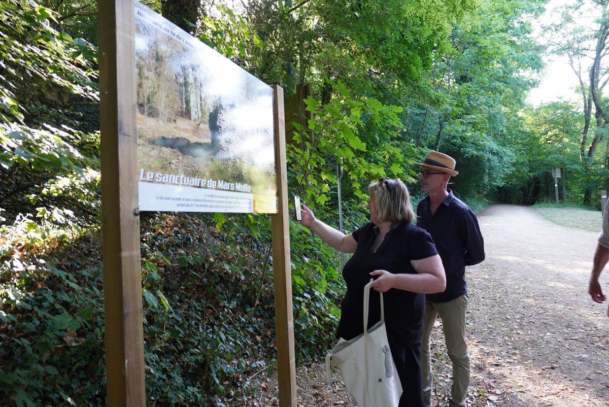 Inauguration de l'expo Allonnes, au fil de l'eau. 12 panneaux le long du Bd nature départ Plaine de Chaoué 12 photos témoignent de la richesse patrimoniale de la  ville, de sa diversité, de son histoire et de sa beauté. Se visite à pied ou en vélo 🚶‍♀️<a href="/GillesLeproust/">Gilles Leproust</a> <a href="/AlexisBraud/">Alexis Braud</a>