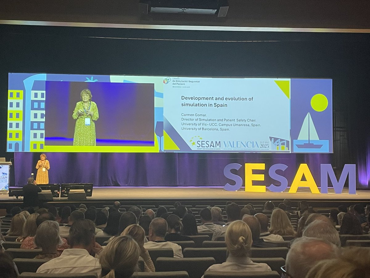 Carmen Gomar, vocal de #sessep realiza la ponencia inaugural de #sesam25 💪💪