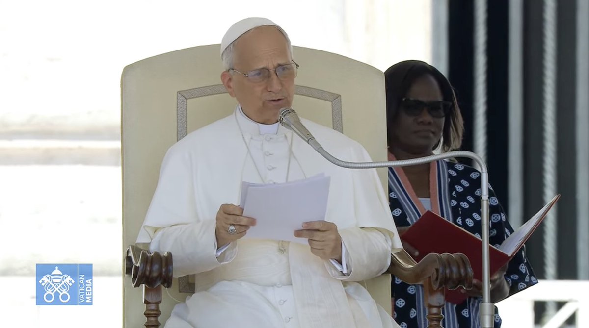 vaticannews_it's tweet photo. #LeoneXIV #udienzagenerale: Gesù ci mostra che Lui non solo guarisce da ogni malattia, ma risveglia anche dalla morte. Per Dio, che è Vita eterna, la morte del corpo è come un sonno. La morte vera è quella dell’anima: di questa dobbiamo avere paura!

#VaticanNewsIT https://t.co/mY3INnllt2