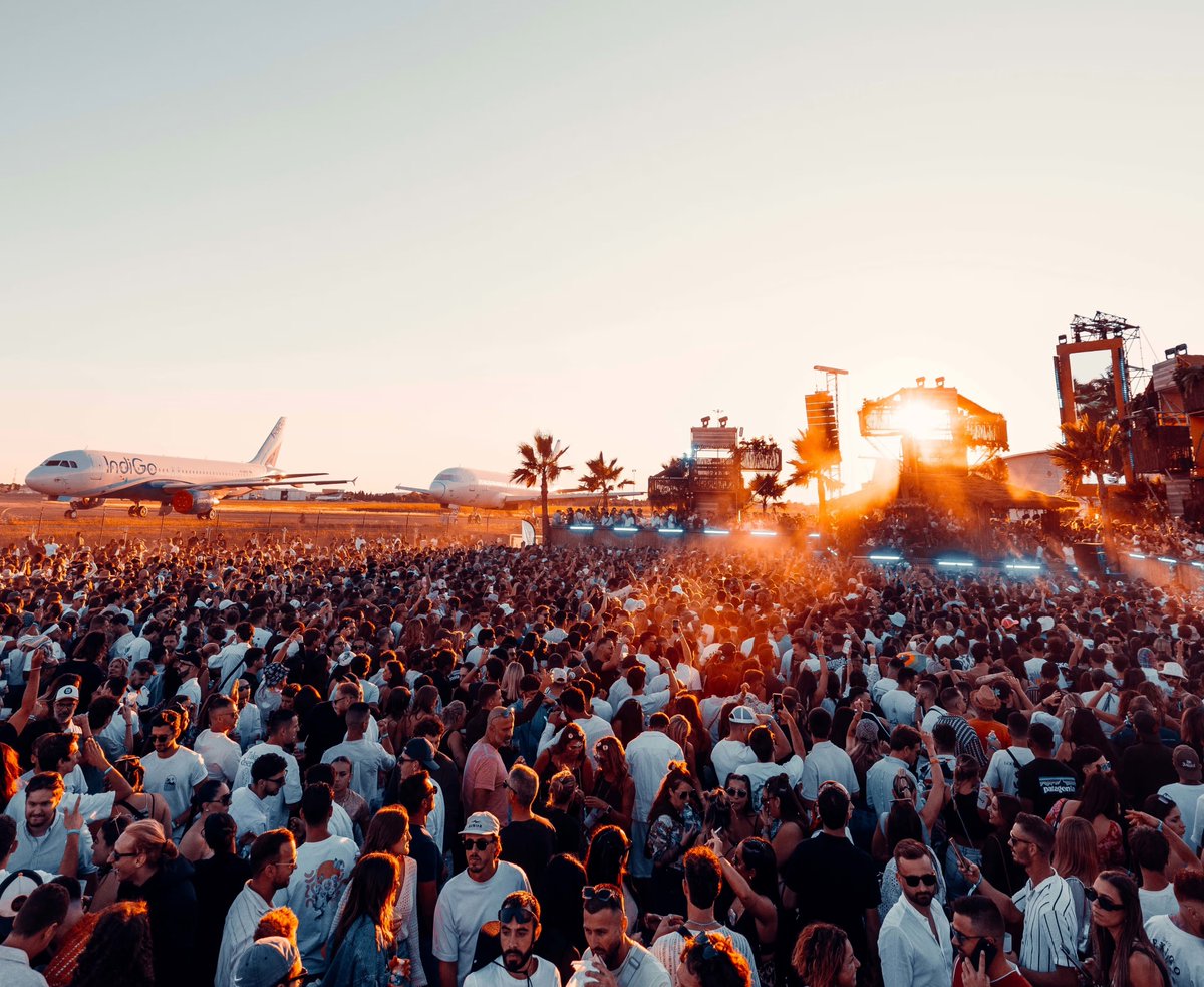 L'Union des Aéroports Français (@uaf_aeroports) on Twitter photo 🎶 Le 14 sept., l’Aéroport Montpellier Méditerranée <a href="/MPLaeroport/">Aéroport Montpellier</a> accueille pour la 2e fois le festival électro Sunday Music, en plein cœur du tarmac !
Preuve qu’un aéroport, ce n’est pas qu’un lieu de passage : c’est aussi une destination culturelle à part entière.
#Montpellier 🎶 Le 14 sept., l’Aéroport Montpellier Méditerranée <a href="/MPLaeroport/">Aéroport Montpellier</a> accueille pour la 2e fois le festival électro Sunday Music, en plein cœur du tarmac !
Preuve qu’un aéroport, ce n’est pas qu’un lieu de passage : c’est aussi une destination culturelle à part entière.
#Montpellier
