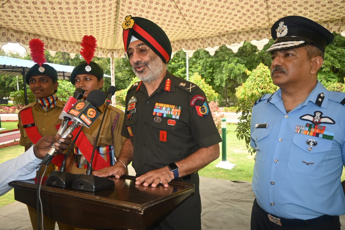 1 Telangana Girls Bn NCC Secunderabad tweet media