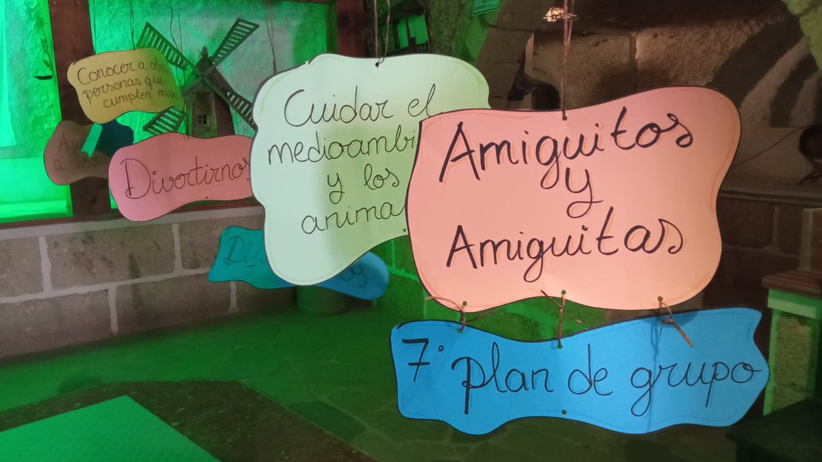 Juntas En la misma dirección tweet media