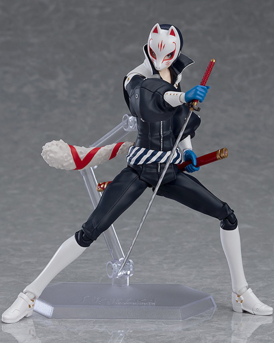 "There is beauty in the mundane. That is what art is about."

From the popular RPG game "Persona 5" comes a figma of one of the members of the Phantom Thieves - Fox!

Don’t miss your chance to add this elegant and eccentric artist-thief to your collection.
Pre-orders available