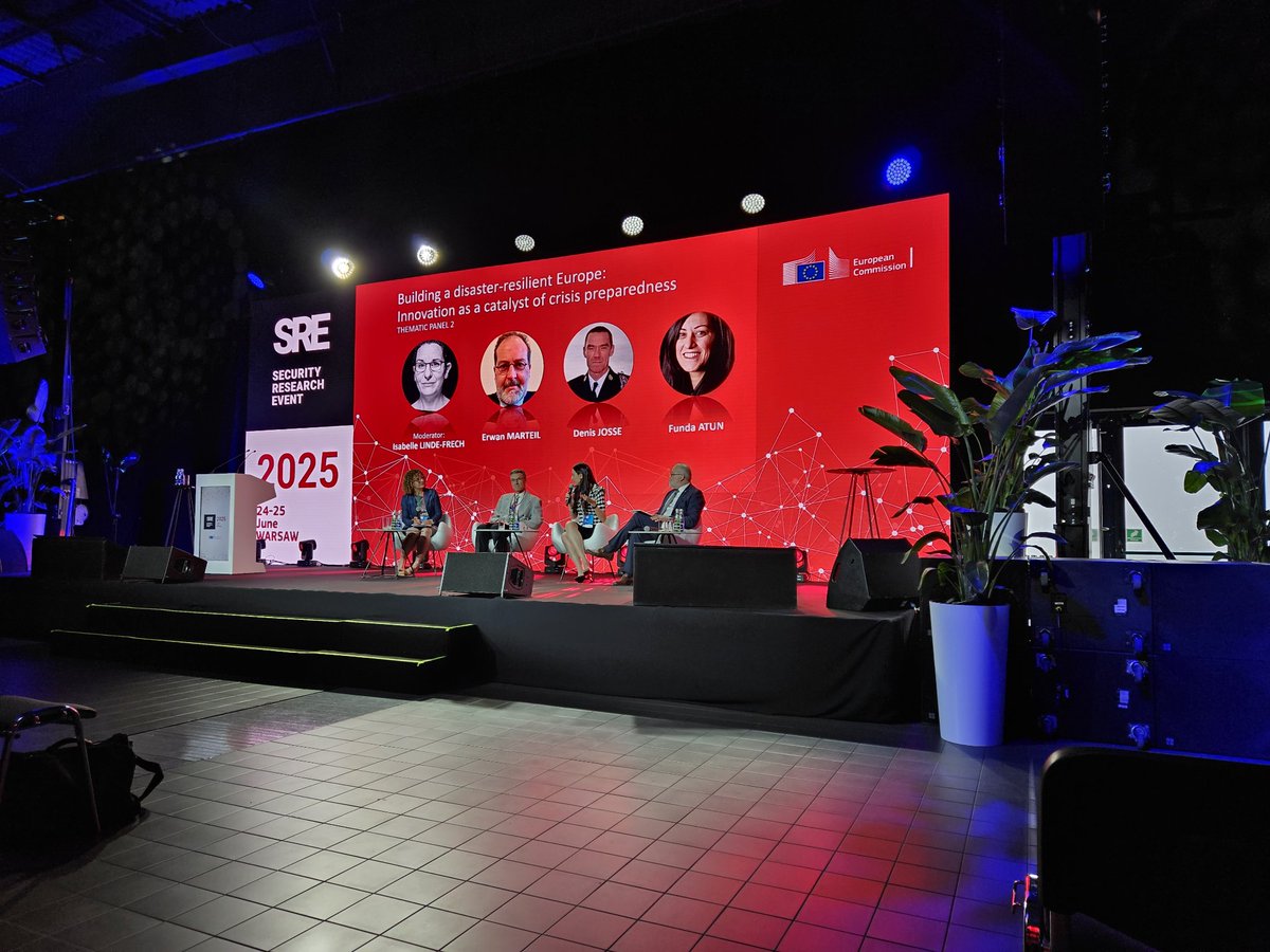 Michalina Kulakowska (@antropobeppu) on Twitter photo <a href="/Paratus_EU/">PARATUS-EU</a> co-coordinator, Funda Atum joins the #SRE2025 panel "Building a disaster-resilient Europe:Innovation as a catalyst for crisis preparedness" to talk about the innovation #Paratus_eu brings to the table, including Disaster Stakeholder Hub, and #SERIOUSgames. <a href="/Paratus_EU/">PARATUS-EU</a> co-coordinator, Funda Atum joins the #SRE2025 panel "Building a disaster-resilient Europe:Innovation as a catalyst for crisis preparedness" to talk about the innovation #Paratus_eu brings to the table, including Disaster Stakeholder Hub, and #SERIOUSgames.