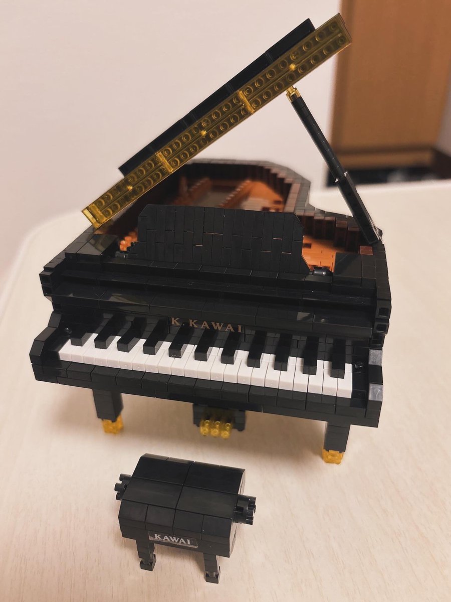 81206Chihiro's tweet image. つくってみた🎹✨️

 #kawai  #グランドピアノ  #ナノブロック