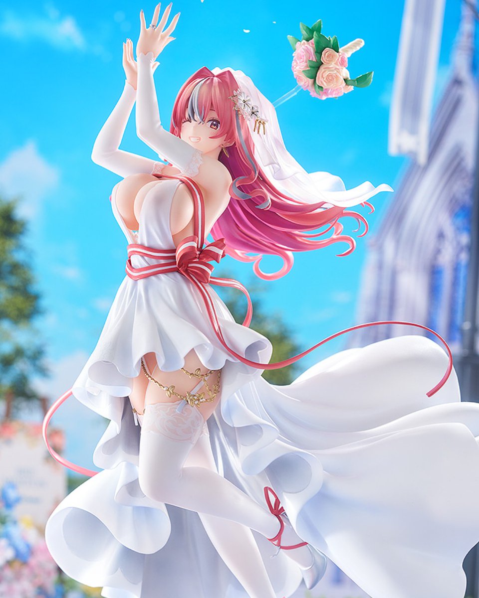 "You really think I’m your perfect girl? Well... you’re not half bad yourself, Commander."

From the popular game "Azur Lane" comes a scale figure of the Eagle Union Heavy Cruiser Bremerton in her wedding dress outfit!

Don’t miss your chance to add this athletic and flirty ace